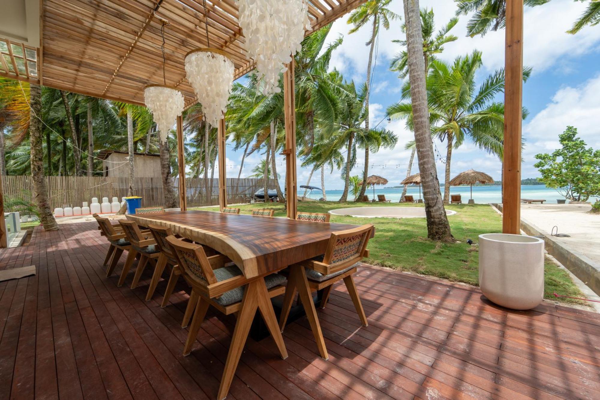 Solid Surf Villa Mentawai Tua Pejat Εξωτερικό φωτογραφία